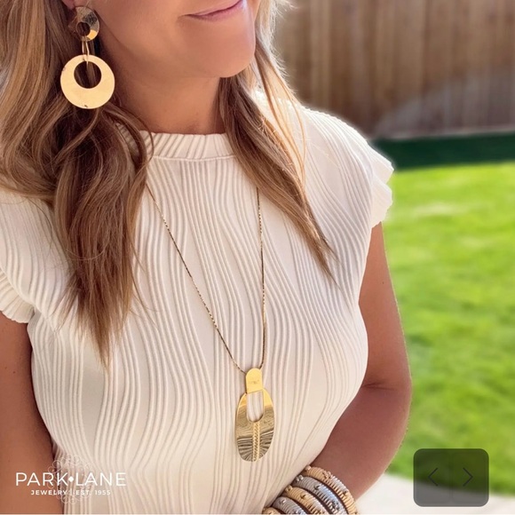 Park Lane “Shannel” Necklace in Gold! BNIB! - Picture 3 of 11